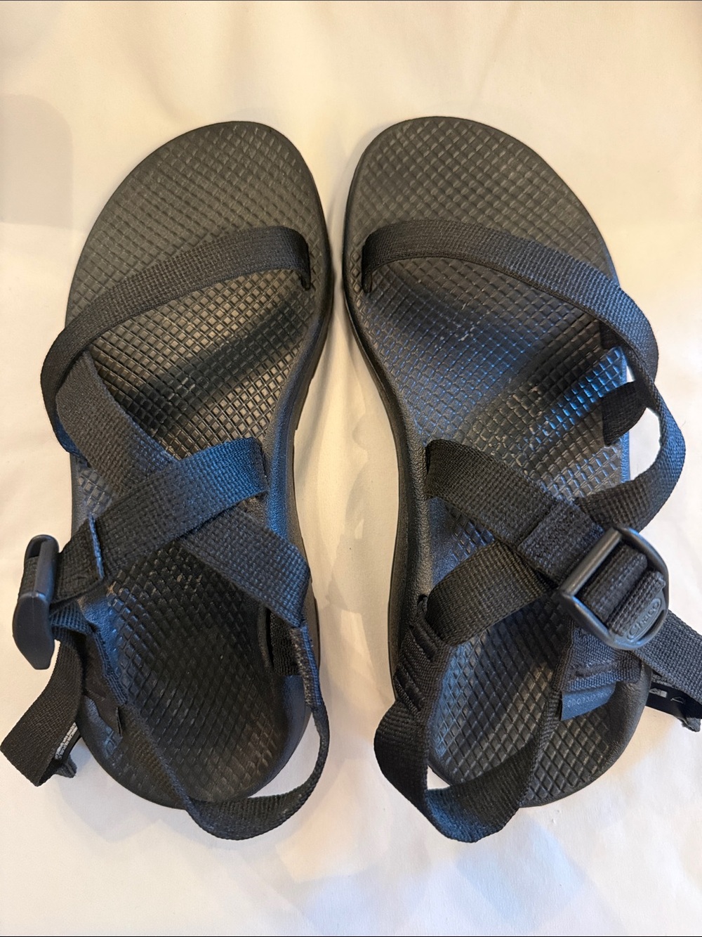 Black Strappy Outdoor Sandals